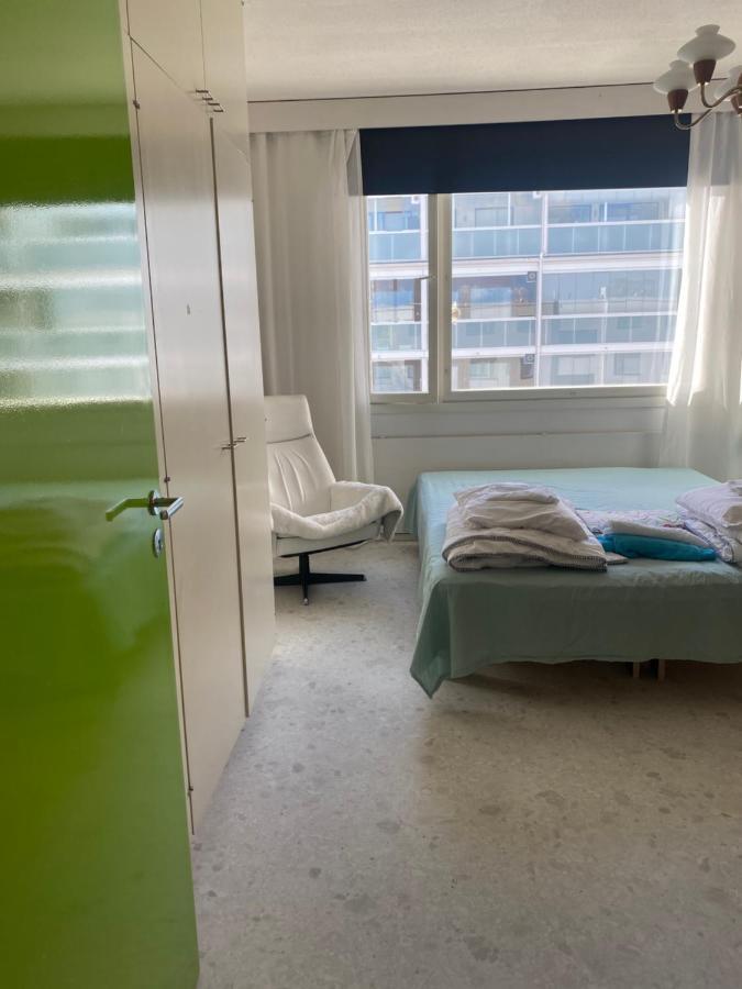 Iso Kolmio Ydinkeskustassa 1-6 Hloe Ilm.Parkit Apartment Oulu Exterior photo